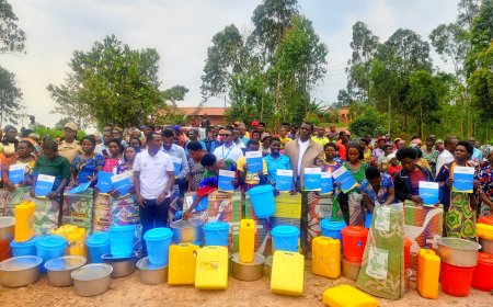 Musanze: Amarerero 30 yahawe ibikoresho byo kwita ku bana