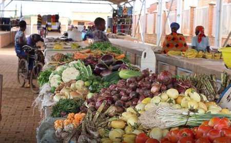 Bugesera : Abacururiza mu isoko rya Rilima bakomeje guhomba