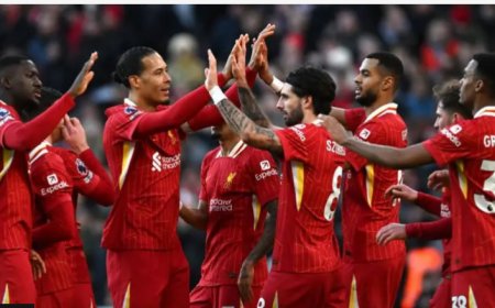 Ubwongereza: Liverpool irakoza imitwe y’intoki ku gikombe