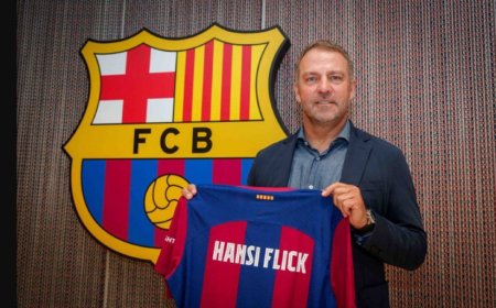 Espagne: Umutoza Hansi Flick agiye kongera amasezerano mu ikipe ya  FC Barcelone