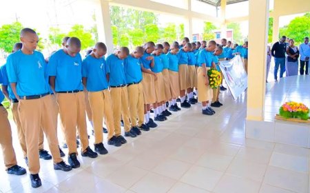 Ruhango: Abanyeshuri biga mu ishuri rya Lycee de Ruhango Ikirezi basabwe kwirinda amacakubiri n’ingengabitekerezo ya Jenoside.