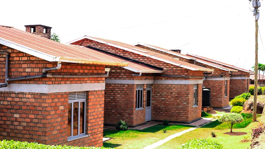 Nyanza: Abatujwe bo mu murenge wa Muyira barishimira ko bagiye guhindura imibereho