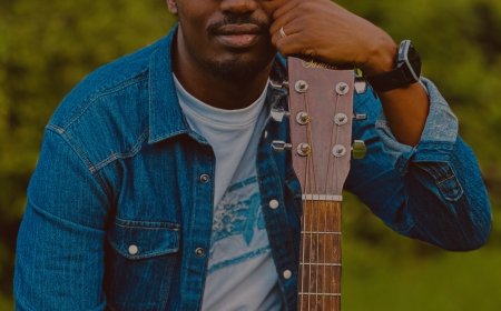 Umuramyi  Ndayisaba Fiston yashyize hanze indirimbo nshya yise “ NI YESU”