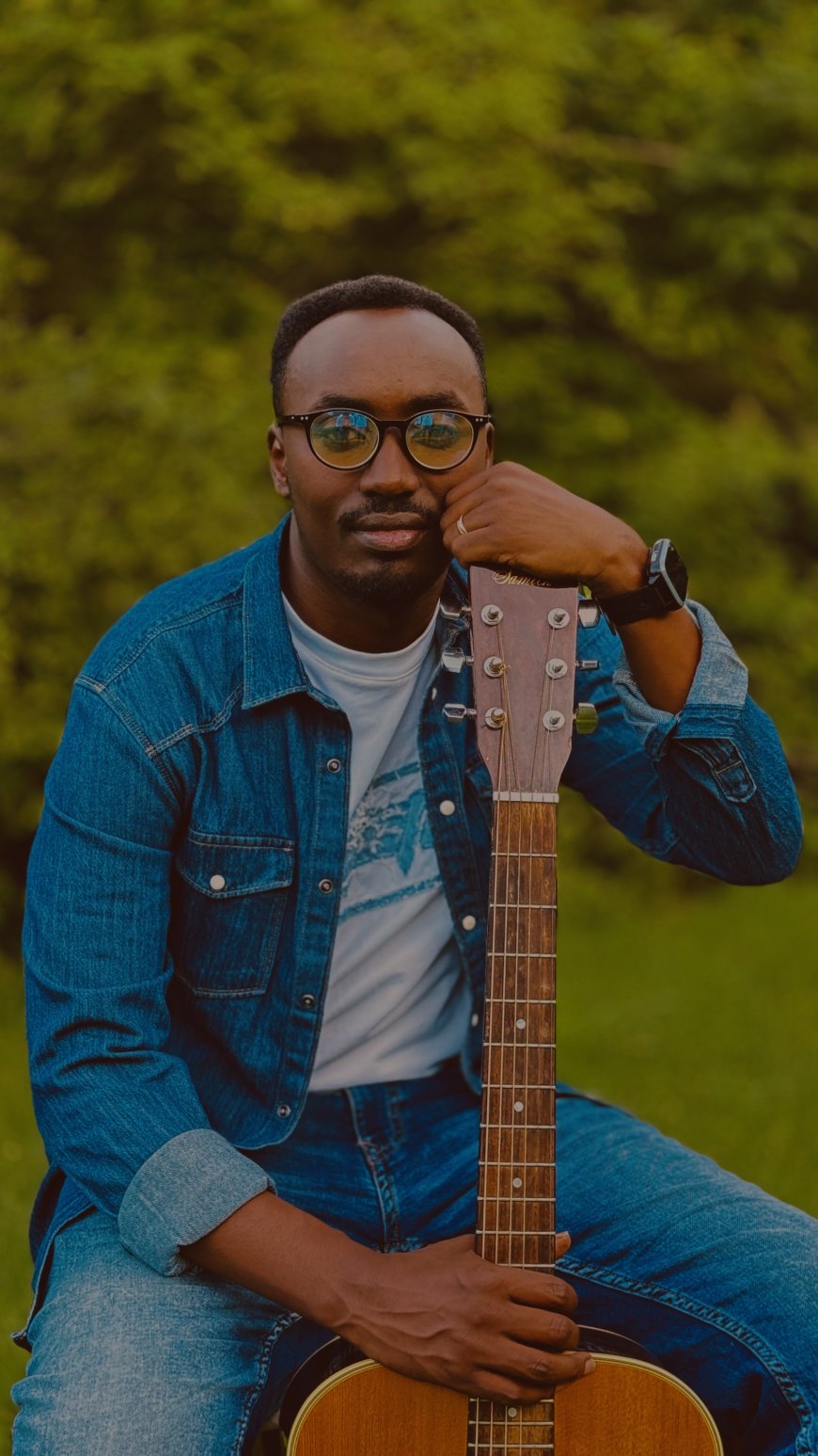 Umuramyi  Ndayisaba Fiston yashyize hanze indirimbo nshya yise “ NI YESU”