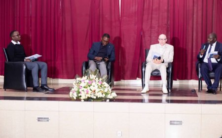 Umwanditsi Dr. Nicodeme Hakizimana yasohoye igitabo “Ubwami bw’Imana si ubw’amagambo”