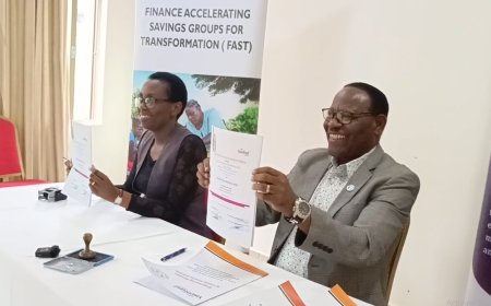 Salt and Light International na Vision Fund Rwanda basinyanye amasezerano yo guteza imbere imibereho y’abaturage