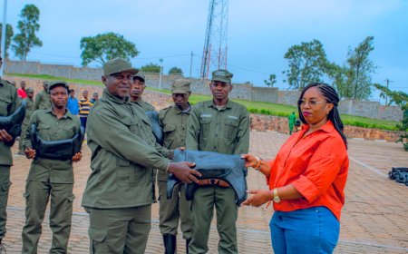 Ngoma:Abakora irondo ry’umwuga bahawe ibikoresho bizoroshya akazi