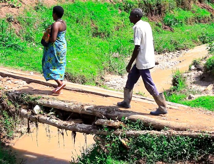 Ruhango: Ikiraro gishya gihuza Ruhango na Nyanza cyitezweho kongera ubuhahiranire n’imigenderanire