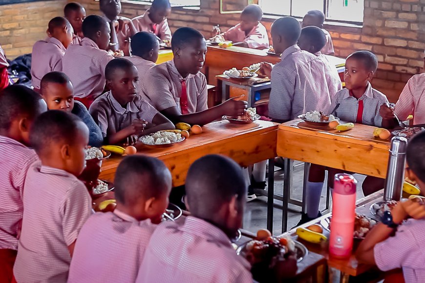 Mu Rwanda haracyari ikibazo cy'aho gufatira ifunguro muri gahunda ya "School Feeding"