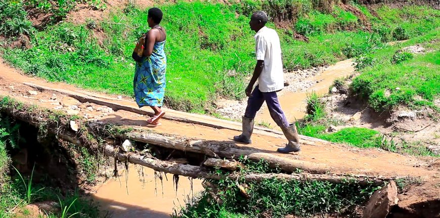 Ruhango: Ikiraro gishya gihuza Ruhango na Nyanza cyitezweho kongera ubuhahiranire n’imigenderanire