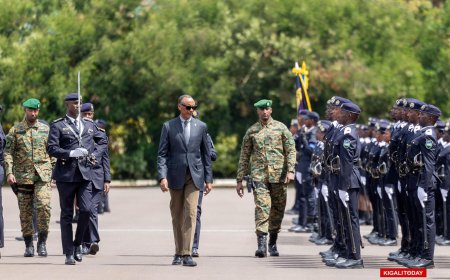 Perezida Paul Kagame yahaye ipeti rya AIP aba ofisiye 436 bashya muri Polisi.