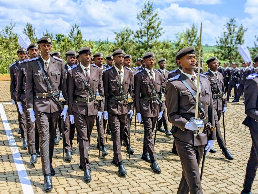 Urwego rw’igihugu  rushinzwe igorora RCS rwinjije mu kazi aba Ofisiye bashya  146 basoje amasomo