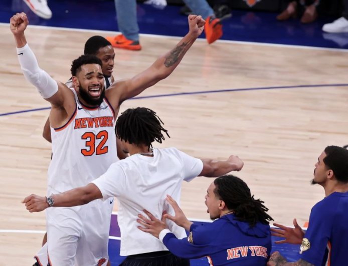 New York Knicks edge Spurs in game 4 to move one win away from NBA title
