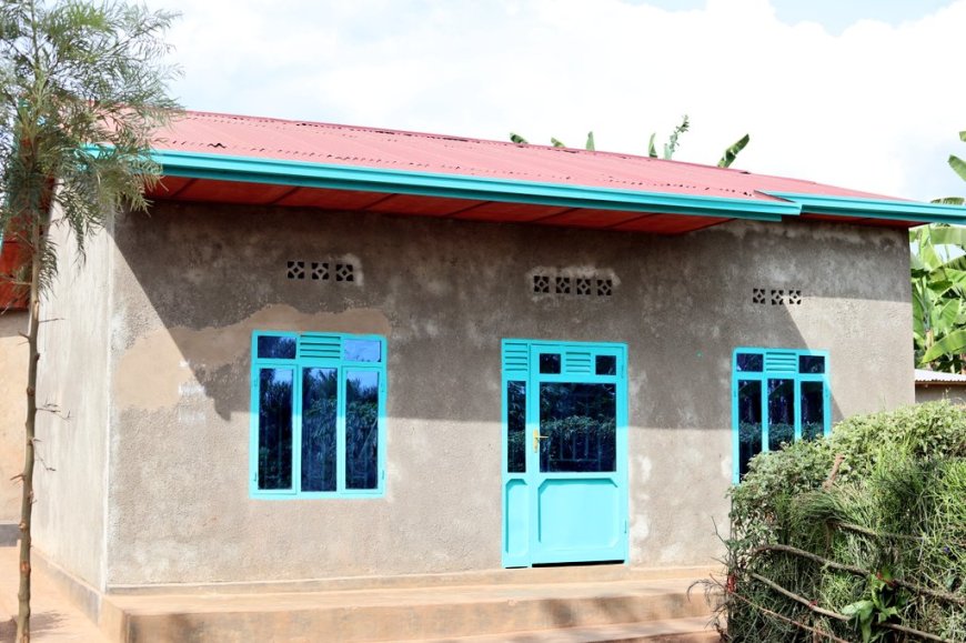 Rwamagana:Muteteri Goreth yubakiwe inzu ya Miliyoni 15 ati” iyi  nzu ndayikesha Imana n’imiyoborere myiza.”