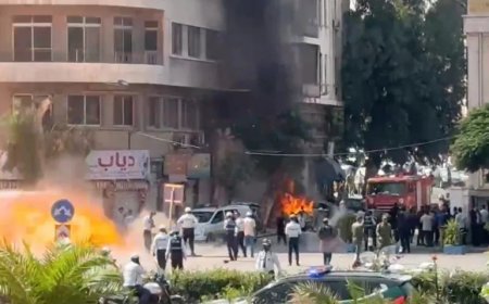 Siriya: I Damascus humvikanye urusaku rw’ibiturika mu gihe Perezida w’u Bufaransa yasuraga icyo gihugu