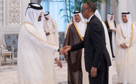 Perezida Paul Kagame yageze i Doha Gutabara