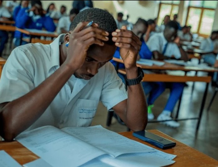 Rwanda:Abakandida 258.255  bo  mu mashuri yisumbuye Bagiye gukora ibizamini