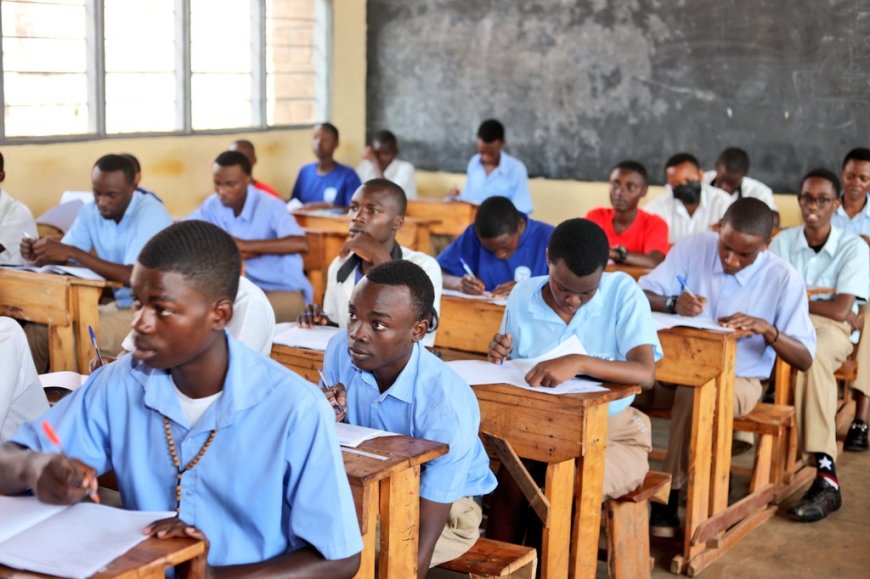 Rwamagana :Abanyeshuri 9193 bo muyisumbuye batangiye ibizamini bya Leta